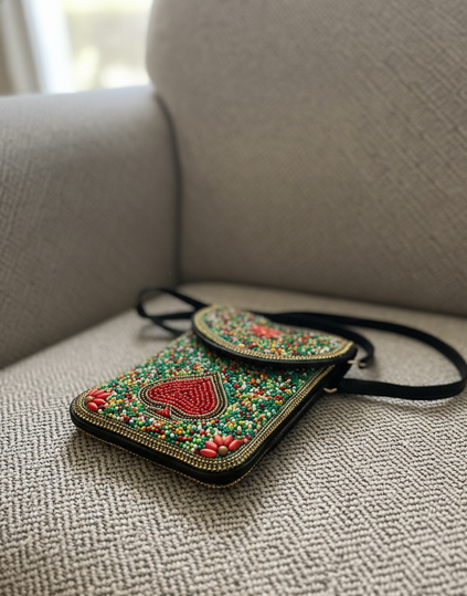 Bolso de lujo elaborado artesanalmente con piel auténtica y ágata.